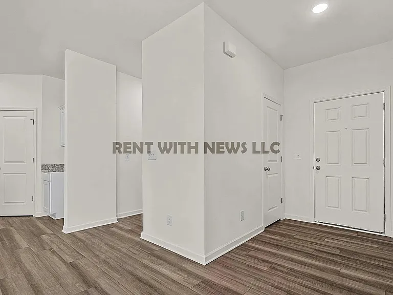 3021 Winding Ridge Dr — Photo 9