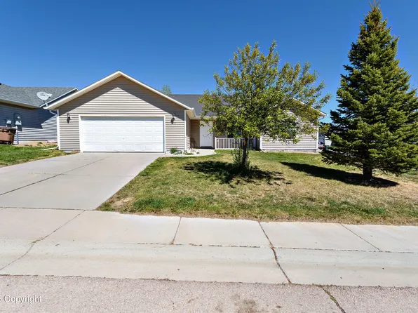551 Kilkenny Cir, Gillette, WY 82716