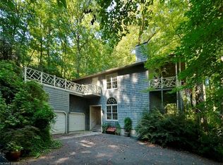 2182 Wilson Rd, Lake Toxaway, NC 28747