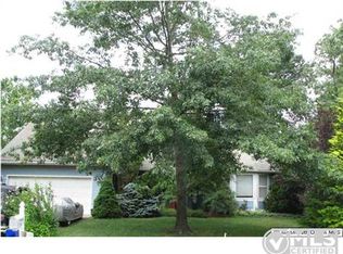 19 Kings Ct, Lakewood, NJ