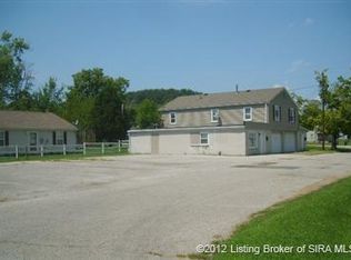 1917 Clover St, New Albany, IN 47150