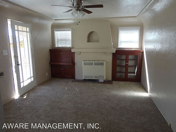 2nd image of 3960 Illinois St