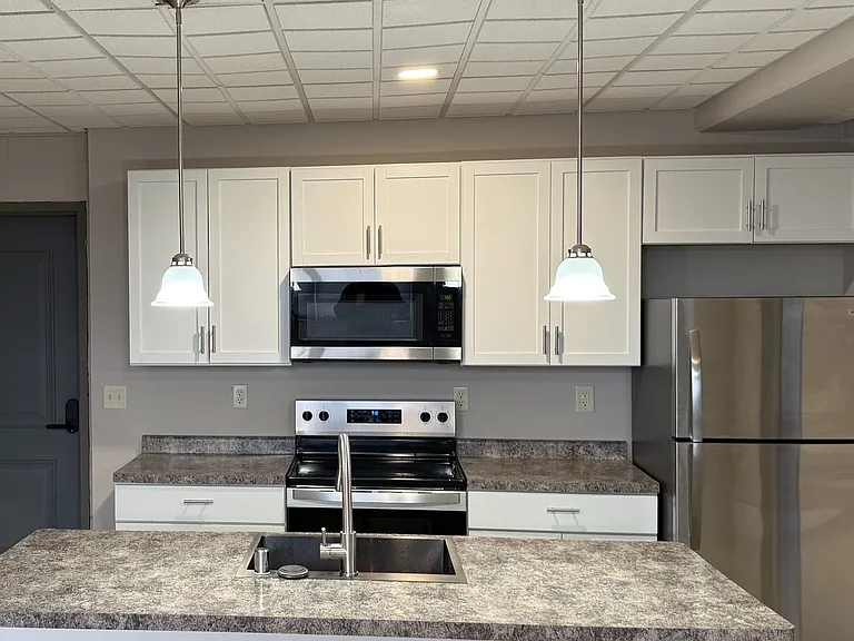 3776 E Hammond Ave — Photo 3