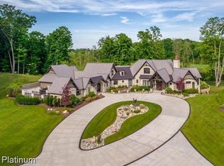 1286 Gray Fox Ct, Howell, MI 48843