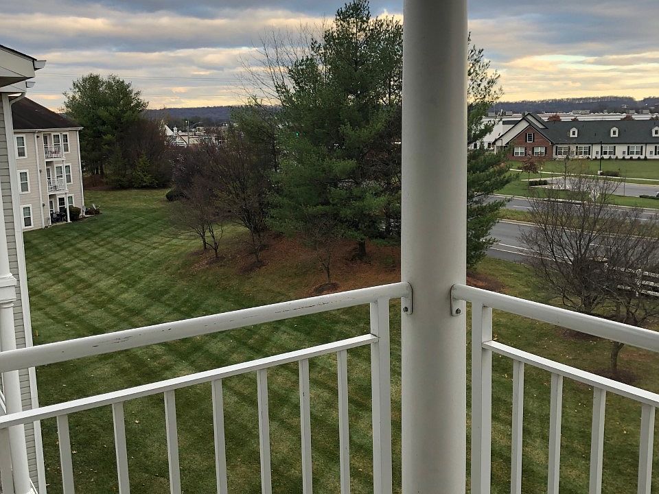 The Apartments at Wellington Trace 4901 Meridian Way Frederick MD Zillow