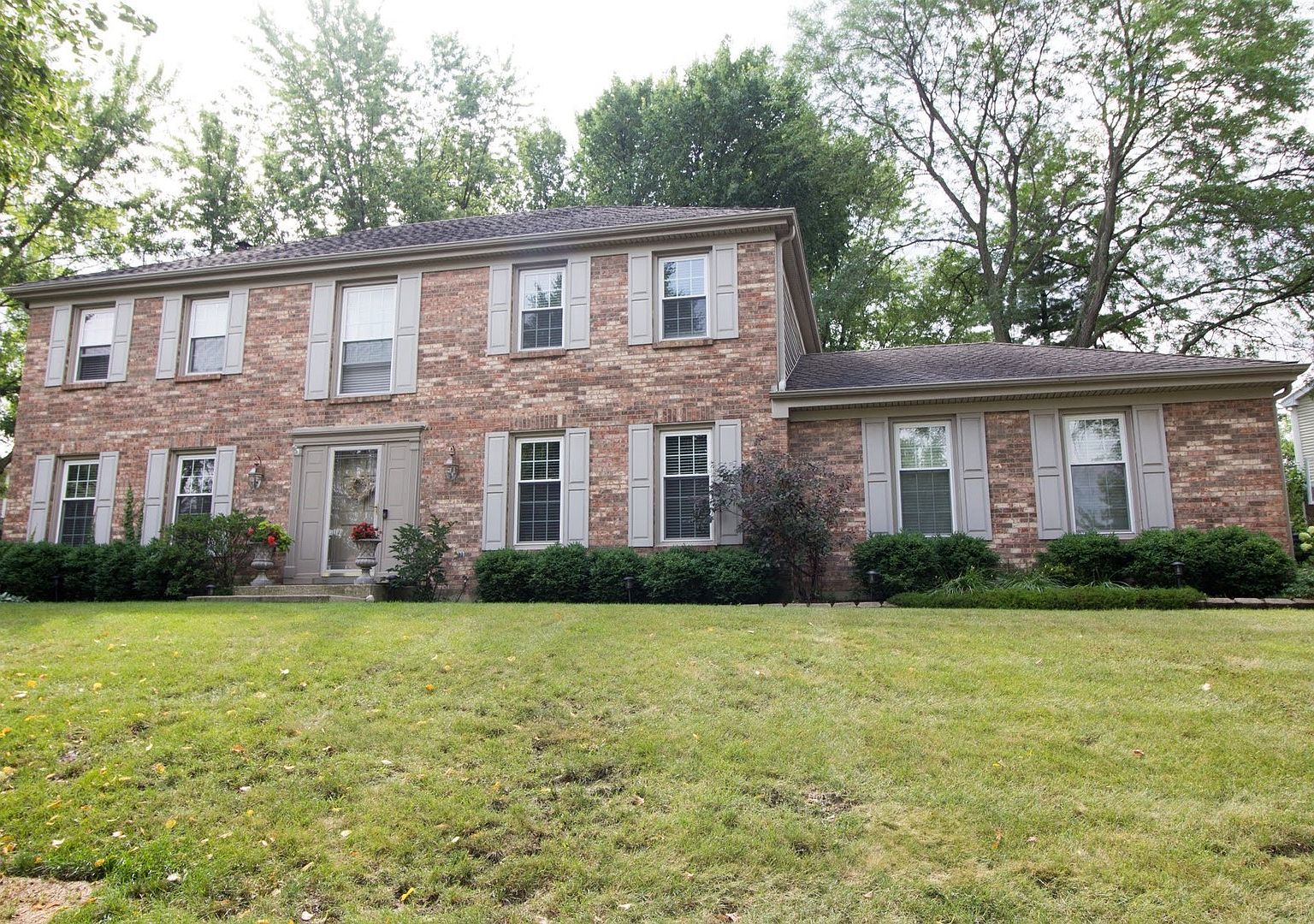 1129 W Whytecliff Rd, Palatine, IL 60067 Zillow