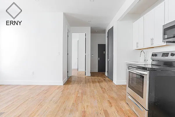 Rented by ERNY LLC | media 14