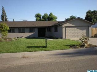 11687 Carleton Ave, Tulare, CA 93274