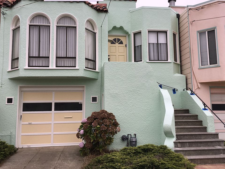 1st image of 2222 32nd Ave
