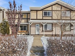 165 Tudor Ln NW, Edmonton, AB T6J 3T5