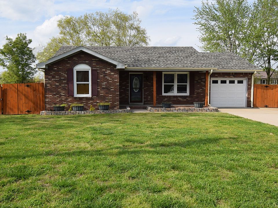 1st image of 231 Marshall Dr