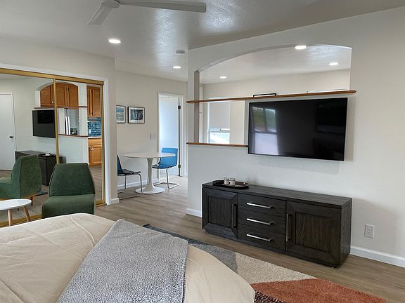 3rd image of 480 Cornell Pl #A