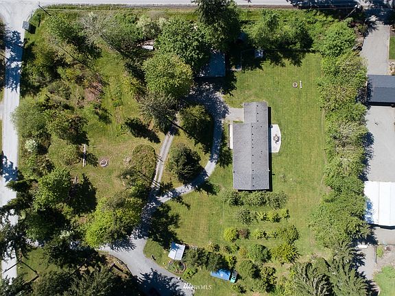 2nd image of 36722 108th Avenue Ct E