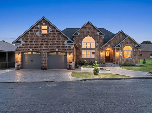 1504 E 15th Street, Mountain Grove, MO 65711
