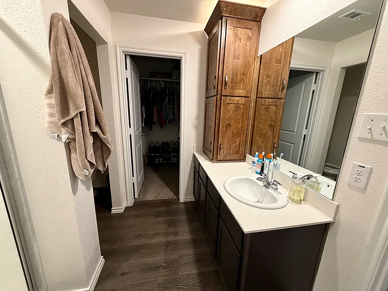 1408 Skyline Dr — Photo 12