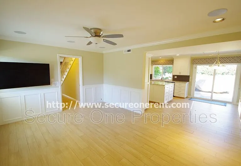 5827 Fairhaven Ave — Photo 15