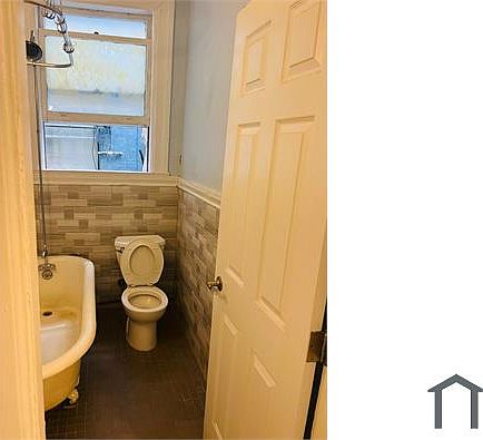 4th image of 710 Ellis St #22