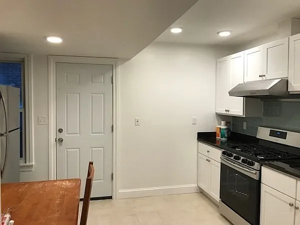 17 George St #4 — Photo 3