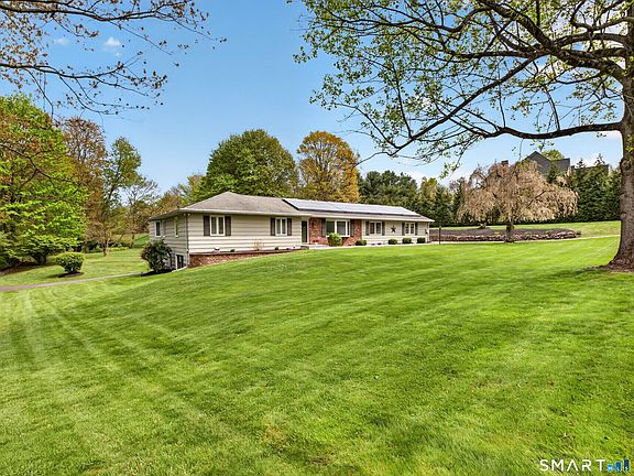 3rd image of 4401 Ridge Road