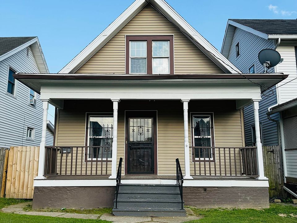 1st image of 1136 Earl St