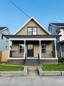 1136 Earl St, Toledo, OH, 43605