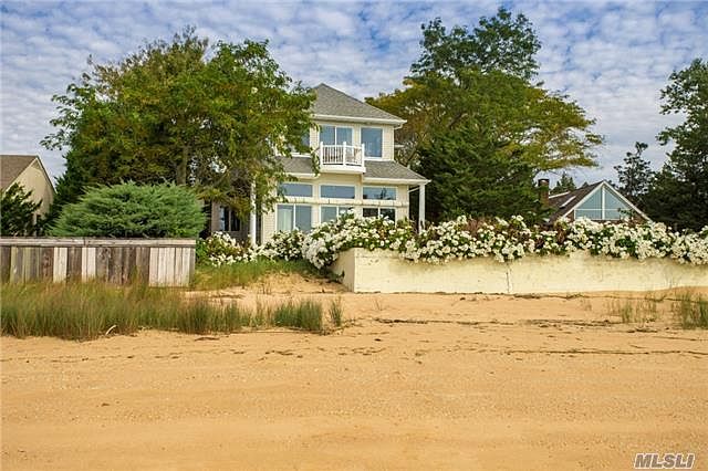 1st image of 527 Peconic Bay Blvd