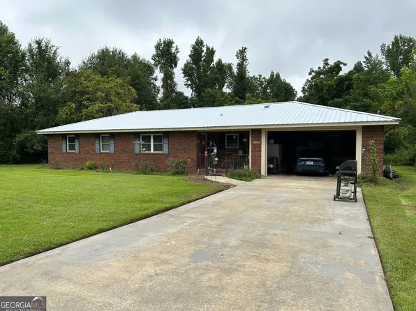 185 Mona Ave, Jesup, GA 31545