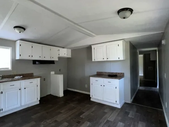 102 English Ln, Thomasville, GA 31792