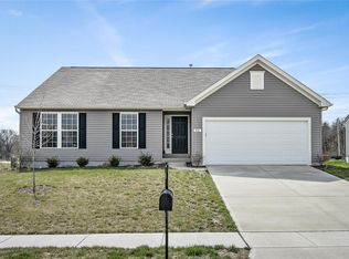 30 Stone Bridge Dr, Moscow Mills, MO 63362