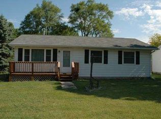 705 E Unadilla St, Pinckney, MI