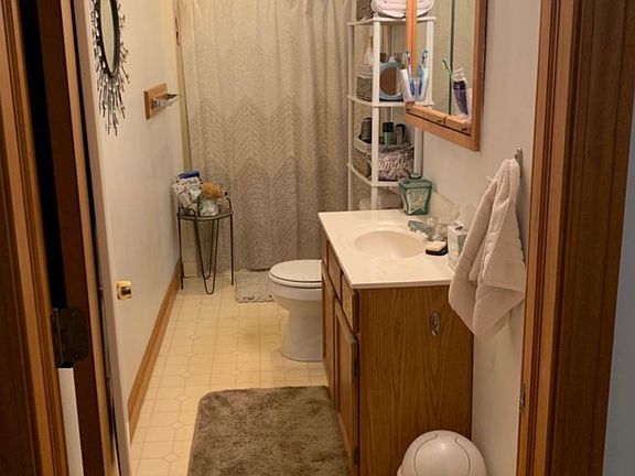 5th image of 800 Church St #1