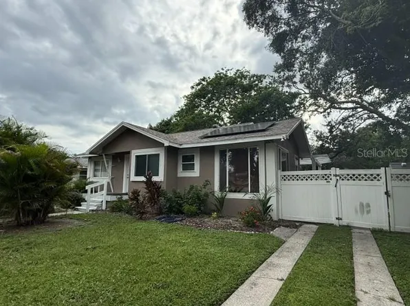 2006 20th Street Ct W, Bradenton, FL 34205