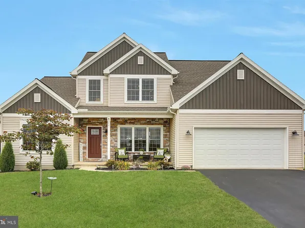 11 Danbury Dr, Mechanicsburg, PA 17050