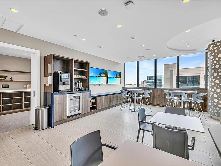 100 E Las Olas Blvd #1701 — Photo 38
