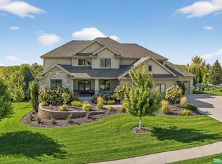 4918 S 235th St, Elkhorn, NE 68022