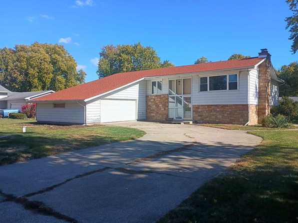 885 N Western Hills Dr