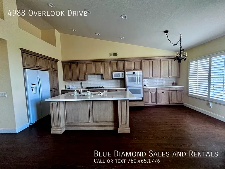 4988 Overlook Dr — Photo 9