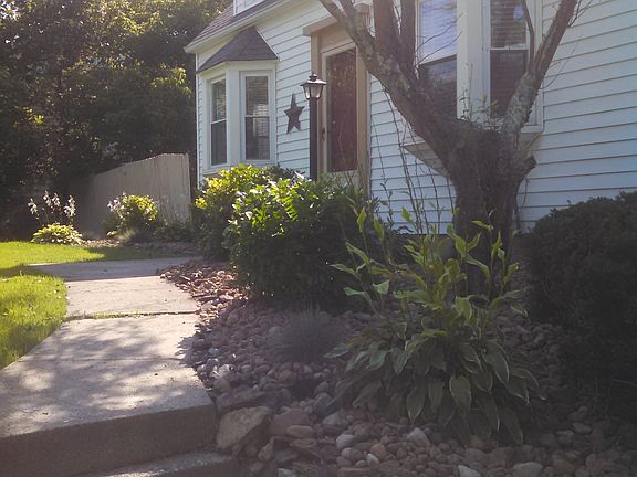 2nd image of 1233 Highland Ave
