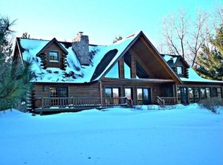 979 Dundee Ct, Nekoosa, WI 54457