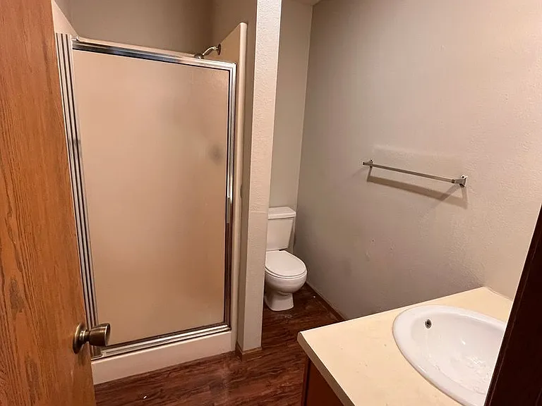3107 N Kentwood Ave — Photo 22