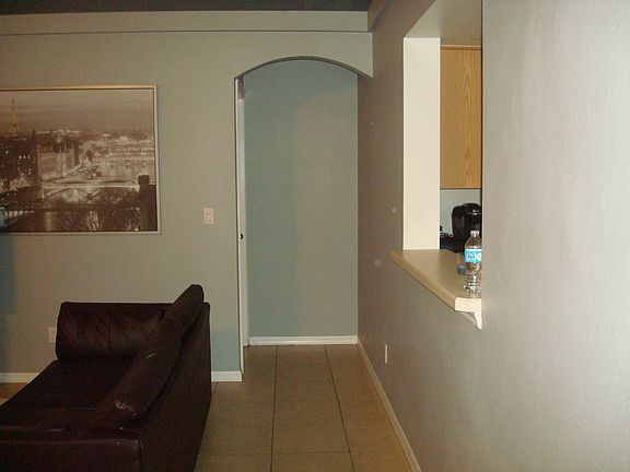 3rd image of 12021 Woodglen Cir