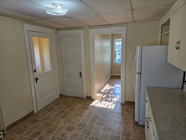 839 E. Walnut St. — Photo 12