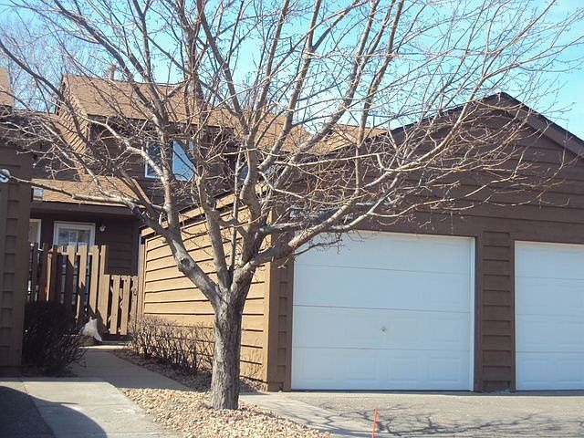 1st image of 2441 Crestwood Dr