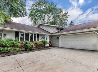 16113 Delmont Ave, Strongsville, OH 44136