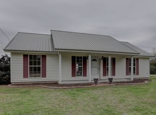 3706 Coulee Rd, New Iberia, LA 70560