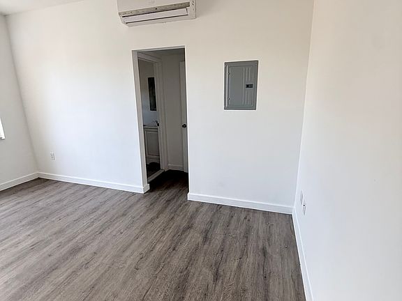 2nd image of 402 NW 12th Ave APT 203