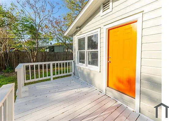 4910 Jo Ann St — Photo 12
