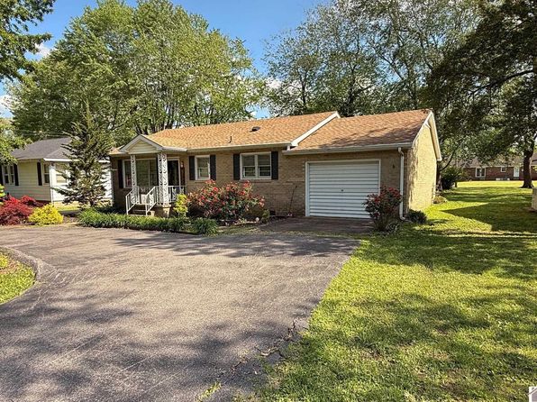 608 E 12th St, Benton, KY 42025