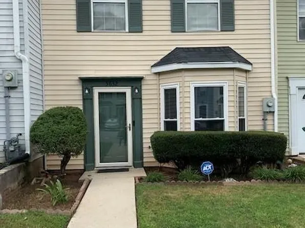 5632 Stonington Trace Pkwy, Stone Mountain, GA 30087