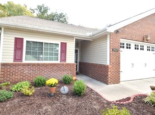 5603 Mountain Oaks Ln, Ooltewah, TN 37363